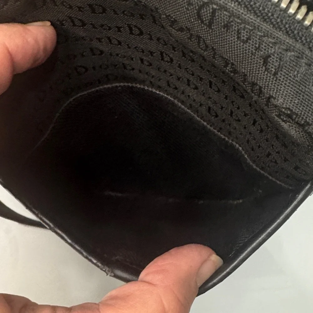 CD ☝️✨ Authentic Christian Dior Black Canvas Crossbody Bag ✨